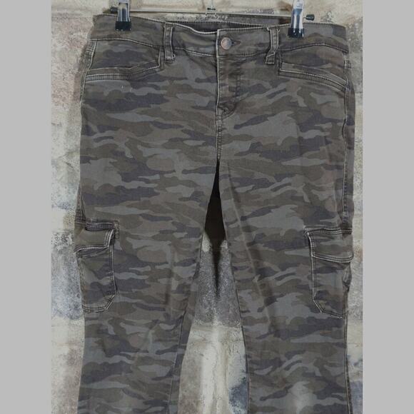 Anthropologie Level 99 Pants Woman's Size 29 Camo Utility Zip‎ Ankle Neutral - Picture 3 of 15